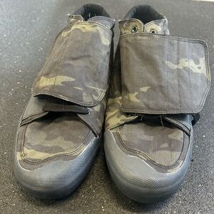 Airwalk Firebird Skydiving Collab Vic Stealth Multicam Black size 11.5